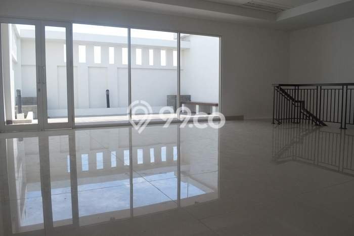 Komersial Dijual di Tangerang LT 155m2 & LB 855m2 Lokasi Terbaik! Komersial Dijual di Tangerang LT 155m2 & LB 855m2 Lokasi Terbaik!