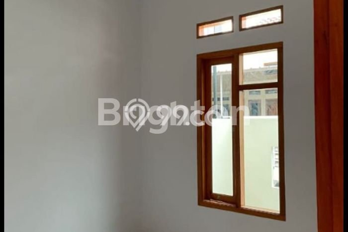 Jual Rumah Harga Miring Sawangan Punya 2 KT & LT 60m2 Jual Rumah Harga Miring Sawangan Punya 2 KT & LT 60m2