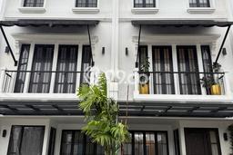 For Sale Rumah 3 Kamar Lokasi Ideal Bagus dan Strategis di Ciputat Timur For Sale Rumah 3 Kamar Lokasi Ideal Bagus dan Strategis di Ciputat Timur