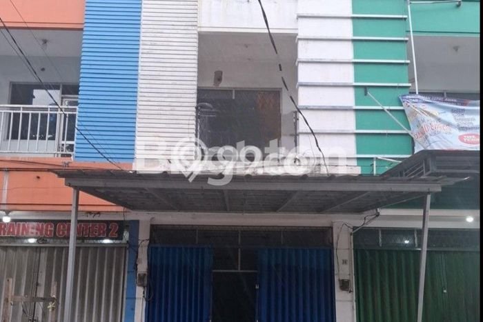 Ruko Kawasan Bisnis di , Luas 180m2m², Prospektif Ruko Kawasan Bisnis di , Luas 180m2m², Prospektif