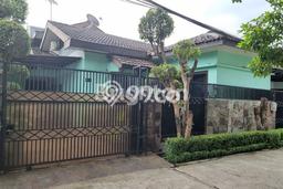 Dijual Hunian Rumah Nyaman 4 Kamar di Cibubur, Depok Dijual Hunian Rumah Nyaman 4 Kamar di Cibubur, Depok