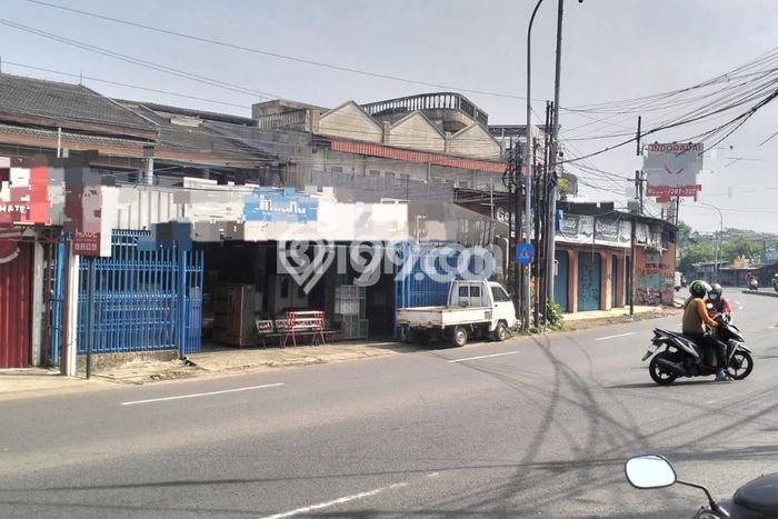 Disewakan Ruko di Kawasan Ramai Cisalak Luas 960m2 Disewakan Ruko di Kawasan Ramai Cisalak Luas 960m2