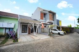SPECIAL PRICE! Rumah Asri di Bojong Sari, LT 76m² LB 50m² SPECIAL PRICE! Rumah Asri di Bojong Sari, LT 76m² LB 50m²