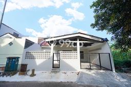 Rumah Modern di Serpong, Tangerang Selatan, Luas 135m² Bangunan 76m² Rumah Modern di Serpong, Tangerang Selatan, Luas 135m² Bangunan 76m²
