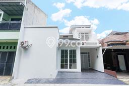 Dijual Cepat Rumah LT 96m² / LB 121m² di Kawasan Bisnis Ciputat, Tangerang Selatan Dijual Cepat Rumah LT 96m² / LB 121m² di Kawasan Bisnis Ciputat, Tangerang Selatan