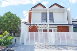 Rumah Lokasi Strategis kawasan Medan Satria, Bekasi, LT 76m² LB 76m² Rumah Lokasi Strategis kawasan Medan Satria, Bekasi, LT 76m² LB 76m²