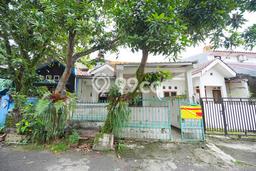 LISTING BARU! Rumah Strategis area Cipayung, LT 83m² LB 80m² LISTING BARU! Rumah Strategis area Cipayung, LT 83m² LB 80m²