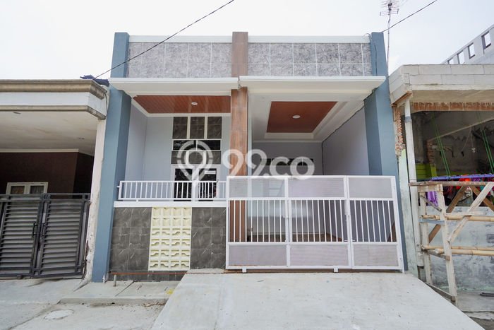 Dijual Hunian Rumah Terawat 3 KT di Harapan Indah, Bekasi Dijual Hunian Rumah Terawat 3 KT di Harapan Indah, Bekasi