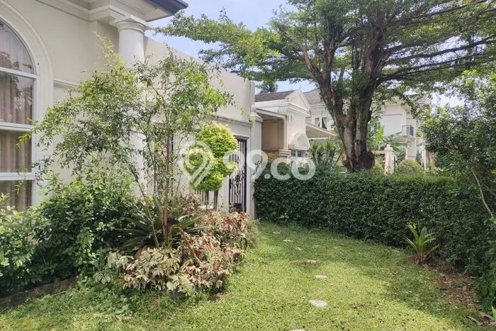 Dijual Rumah Mewah Exclusive di Serpong Utara, Tangerang Selatan Dijual Rumah Mewah Exclusive di Serpong Utara, Tangerang Selatan
