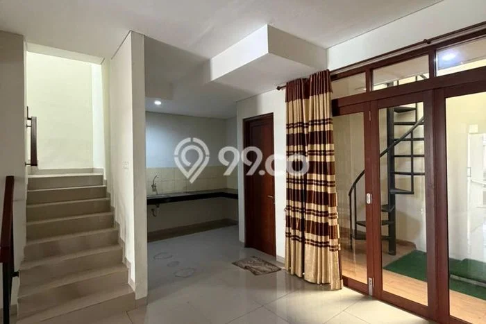 Siap Huni Rumah Mewah 3 Kamar di Kelapa Gading Dekat ke Mana Pun Siap Huni Rumah Mewah 3 Kamar di Kelapa Gading Dekat ke Mana Pun