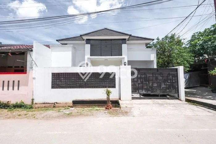 Dijual Rumah 3 Kamar Lokasi Strategis Bagus dan Strategis di Pancoran Mas Dijual Rumah 3 Kamar Lokasi Strategis Bagus dan Strategis di Pancoran Mas