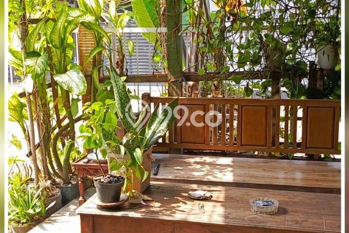 For Sale Rumah 3 Kamar Lokasi Ideal Bagus dan Strategis di Sawangan For Sale Rumah 3 Kamar Lokasi Ideal Bagus dan Strategis di Sawangan
