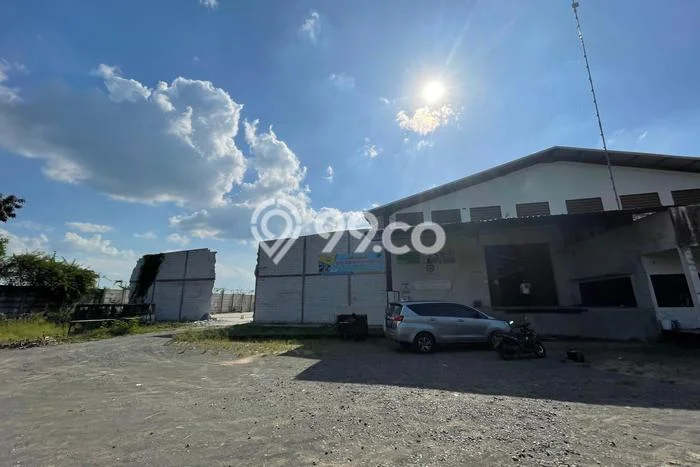 Gudang untuk disewa di Kaliwungu punya LT 11000m2 & LB 2500m2 harga sewa kompetitif Gudang untuk disewa di Kaliwungu punya LT 11000m2 & LB 2500m2 harga sewa kompetitif
