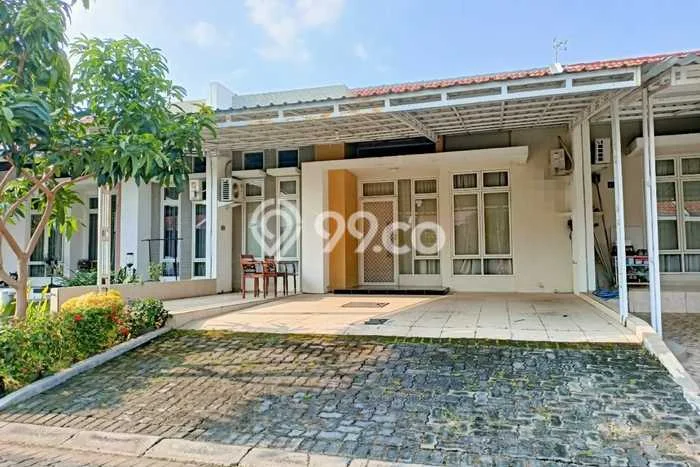 Disewakan! Rumah 3 Kamar Tidur &
1 Kamar Mandi di Graha Padma, Semarang Disewakan! Rumah 3 Kamar Tidur &
1 Kamar Mandi di Graha Padma, Semarang