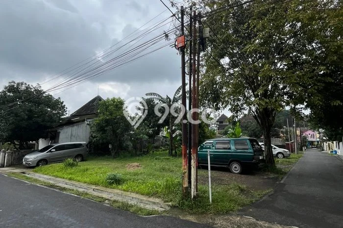 Tanah Strategis Dijual di Gajah Mungkur Semarang 371m2 Tanah Strategis Dijual di Gajah Mungkur Semarang 371m2