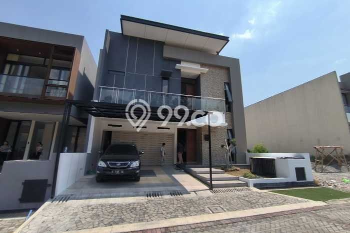 Ready to Use! Luxury House LT 264m2 Desain Elegan di Candi Golf Ready to Use! Luxury House LT 264m2 Desain Elegan di Candi Golf