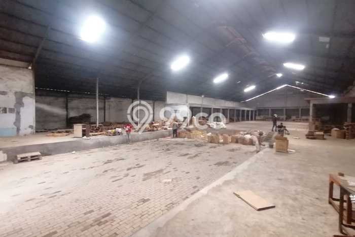Unit Gudang Dijual di Genuk Semarang Luas Tanah 1680m2, Luas Bangunan 1680m2 Unit Gudang Dijual di Genuk Semarang Luas Tanah 1680m2, Luas Bangunan 1680m2