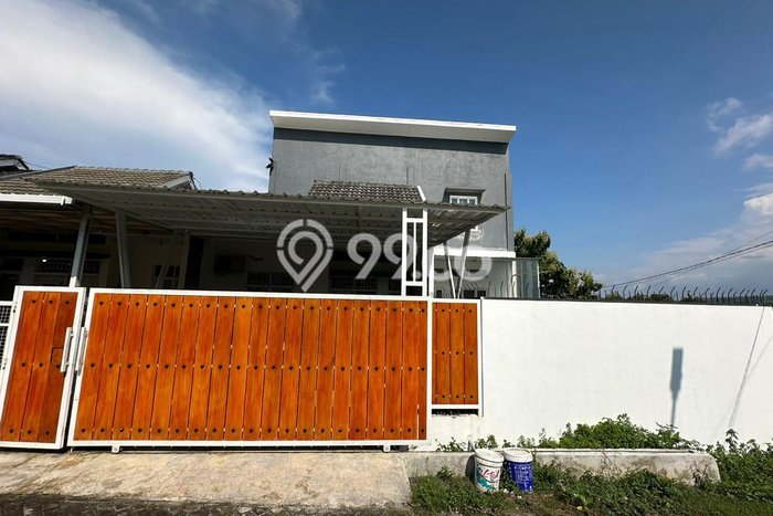 Dijual Rumah 3 Kamar Lokasi Strategis Nyaman dan Strategis di Tembalang Dijual Rumah 3 Kamar Lokasi Strategis Nyaman dan Strategis di Tembalang