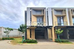 Jual Rumah Eksklusif 3 KT di BSD City, Tangerang Jual Rumah Eksklusif 3 KT di BSD City, Tangerang