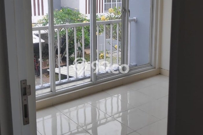 Rumah Strategis Modern Lb 88m2 di Setu, Tangerang Selatan Rumah Strategis Modern Lb 88m2 di Setu, Tangerang Selatan