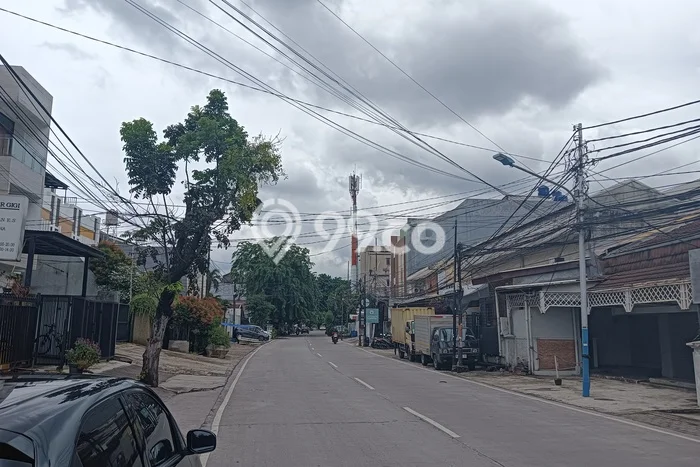 Komersial Dijual di Prime Area Jakarta Barat Luas 400m2 Komersial Dijual di Prime Area Jakarta Barat Luas 400m2