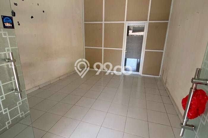 AREA POTENSIAL! Ruko Kawasan Sesetan, Luas 100m², Pusat Perniagaan AREA POTENSIAL! Ruko Kawasan Sesetan, Luas 100m², Pusat Perniagaan