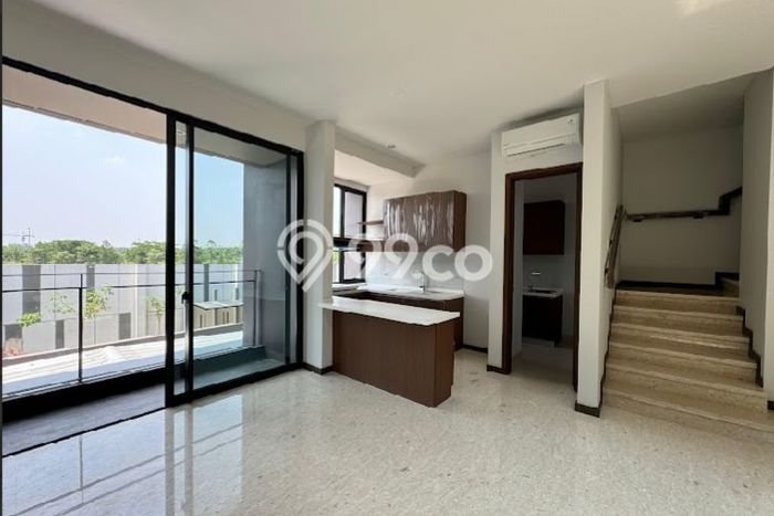 Rumah Sewa Tangerang LT 136m2 LB 242m2 Kawasan BSD City Rumah Sewa Tangerang LT 136m2 LB 242m2 Kawasan BSD City