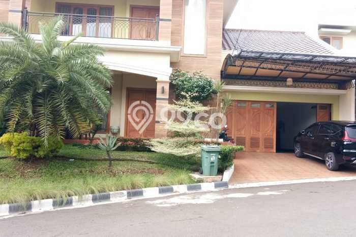 Rumah Luxury Modern Tanpa Renovasi di Jati Padang Jakarta Selatan Rumah Luxury Modern Tanpa Renovasi di Jati Padang Jakarta Selatan