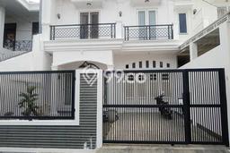 Rumah Mewah LB 250m2 Siap Huni Desain Elegan di Pejaten, Jakarta Selatan Rumah Mewah LB 250m2 Siap Huni Desain Elegan di Pejaten, Jakarta Selatan