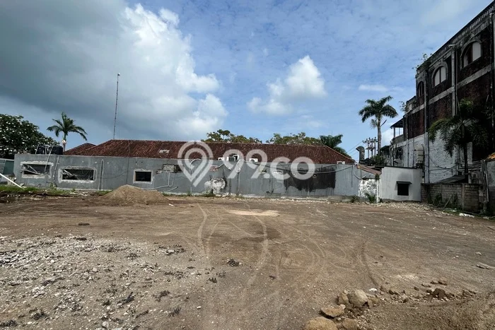 Tanah Kavling Disewakan di Seminyak dengan Luas 1140m2 Tanah Kavling Disewakan di Seminyak dengan Luas 1140m2