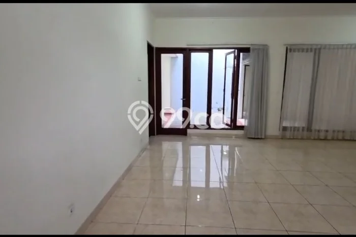 Rumah Disewakan Bekasi LT 200m2 LB 300m2 Kawasan Harapan Indah Rumah Disewakan Bekasi LT 200m2 LB 300m2 Kawasan Harapan Indah