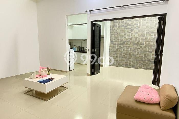 For Sale! Luxury House LT 135m2 Desain Modern di Cawang For Sale! Luxury House LT 135m2 Desain Modern di Cawang