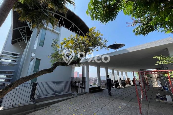 PILIHAN TEPAT! Rumah kawasan Hegarmanah, 6 KT, Akses Mall, Luas 650m² LB 1000m² PILIHAN TEPAT! Rumah kawasan Hegarmanah, 6 KT, Akses Mall, Luas 650m² LB 1000m²