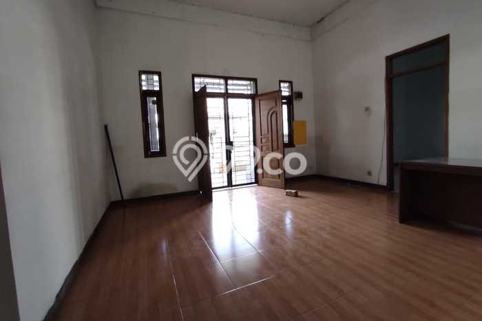 Area Strategis! Disewakan Gudang Lokasi Margaasih, Bandung Cocok untuk Bisnis Area Strategis! Disewakan Gudang Lokasi Margaasih, Bandung Cocok untuk Bisnis