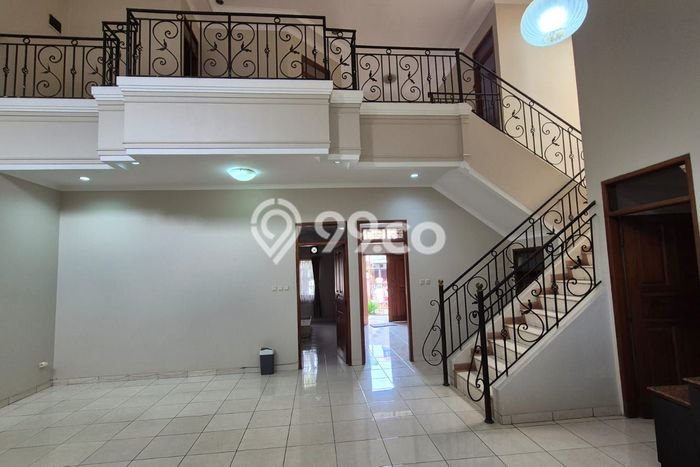 PRIME PROPERTY! Rumah di Mekar Wangi, 3 KM, Area Premium, Luas 223m² LB 250m² PRIME PROPERTY! Rumah di Mekar Wangi, 3 KM, Area Premium, Luas 223m² LB 250m²