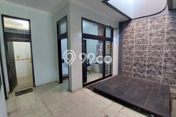 Lokasi strategis! Rumah siap pakai disewakan di Lengkong LB 290m2 Lokasi strategis! Rumah siap pakai disewakan di Lengkong LB 290m2
