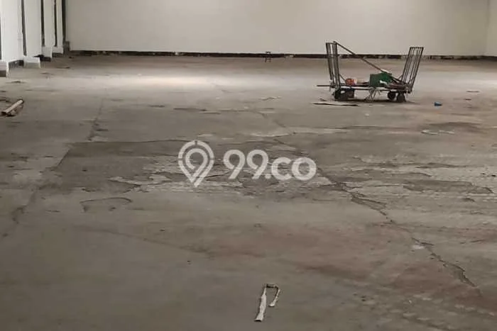 Disewakan Gudang di Kawasan Ramai Cimahi Luas 7000m2 Disewakan Gudang di Kawasan Ramai Cimahi Luas 7000m2