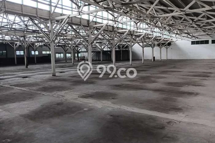 Disewakan Gudang di Kawasan Ramai Moch Toha Luas 1000m2 Disewakan Gudang di Kawasan Ramai Moch Toha Luas 1000m2