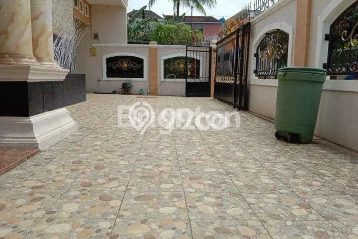 Hunian Eksklusif Siap Huni LT 276m2 di Kalidoni, Palembang Hunian Eksklusif Siap Huni LT 276m2 di Kalidoni, Palembang