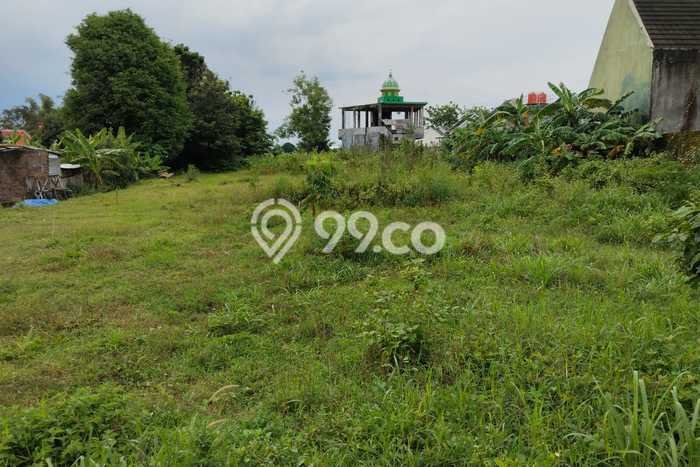 Lahan Dijual Lokasi Gondangrejo, Karanganyar dengan Luas Tanah 2540m2 dan Status - Lahan Dijual Lokasi Gondangrejo, Karanganyar dengan Luas Tanah 2540m2 dan Status -