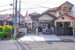 Rumah Modern Cantik 3 Kamar Bisa Langsung Pindah di Bekasi Selatan Rumah Modern Cantik 3 Kamar Bisa Langsung Pindah di Bekasi Selatan