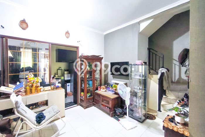 Hunian Nyaman Asri 3 KT Siap Huni di Bintaro Tangerang Selatan Hunian Nyaman Asri 3 KT Siap Huni di Bintaro Tangerang Selatan