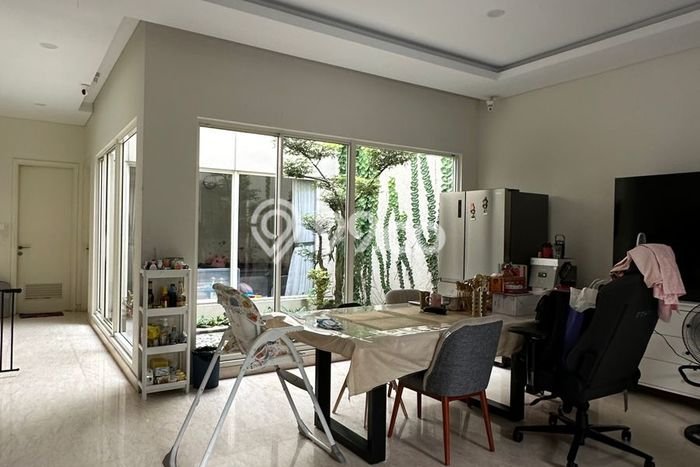 Jual Rumah Mewah Megah Dengan View Cantik di Summarecon Tangerang, Tangerang Jual Rumah Mewah Megah Dengan View Cantik di Summarecon Tangerang, Tangerang