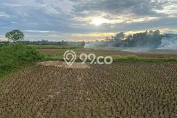 Tanah Dijual Lokasi Legok, Tangerang Luas 935m2 Legalitas Aman Tanah Dijual Lokasi Legok, Tangerang Luas 935m2 Legalitas Aman