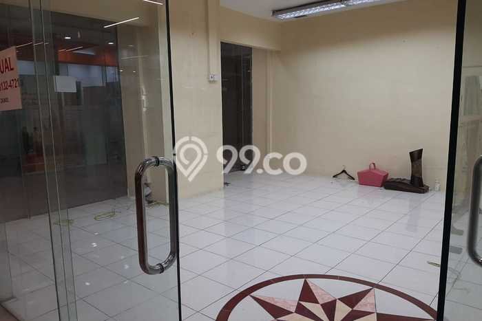 Jual Komersial di Lebak Bulus, Luas 33m², Area Bisnis, Jalur Strategis Jual Komersial di Lebak Bulus, Luas 33m², Area Bisnis, Jalur Strategis