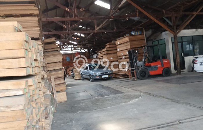 Hunian Elit LB 800m2 Siap Huni Desain Elegan di Klender, Jakarta Timur Hunian Elit LB 800m2 Siap Huni Desain Elegan di Klender, Jakarta Timur