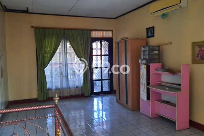 Lokasi strategis! Rumah siap pakai disewakan di Ngaliyan LB 150m2 Lokasi strategis! Rumah siap pakai disewakan di Ngaliyan LB 150m2