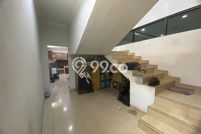 Hunian Elit LB 200m2 Siap Pakai Desain Elegan di Bandung Barat, Bandung Hunian Elit LB 200m2 Siap Pakai Desain Elegan di Bandung Barat, Bandung