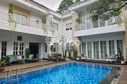 Ready to Use! Luxury House LT 1000m2 Desain Modern di Kemang Ready to Use! Luxury House LT 1000m2 Desain Modern di Kemang