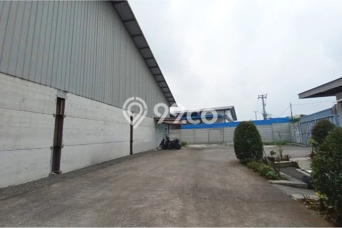FOR SALE! Gudang di Batujajar Bandung Barat, LT 4000m2, LB 2000m2 FOR SALE! Gudang di Batujajar Bandung Barat, LT 4000m2, LB 2000m2